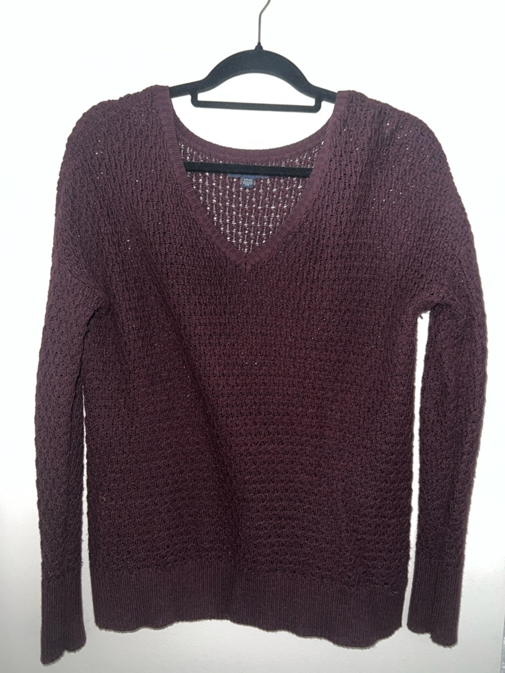 American Eagle Outfitters Burgundy V-Neck Knit Sweater